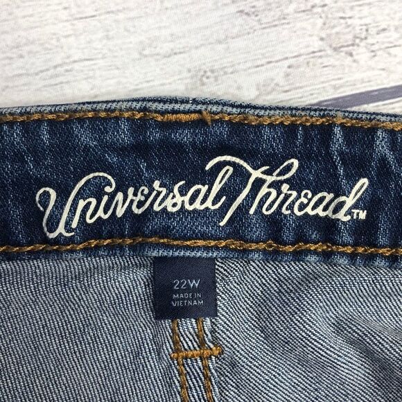 Universal Thread High Rise Boyfriend Jean Shorts Size 22W NWT - Picture 7 of 8